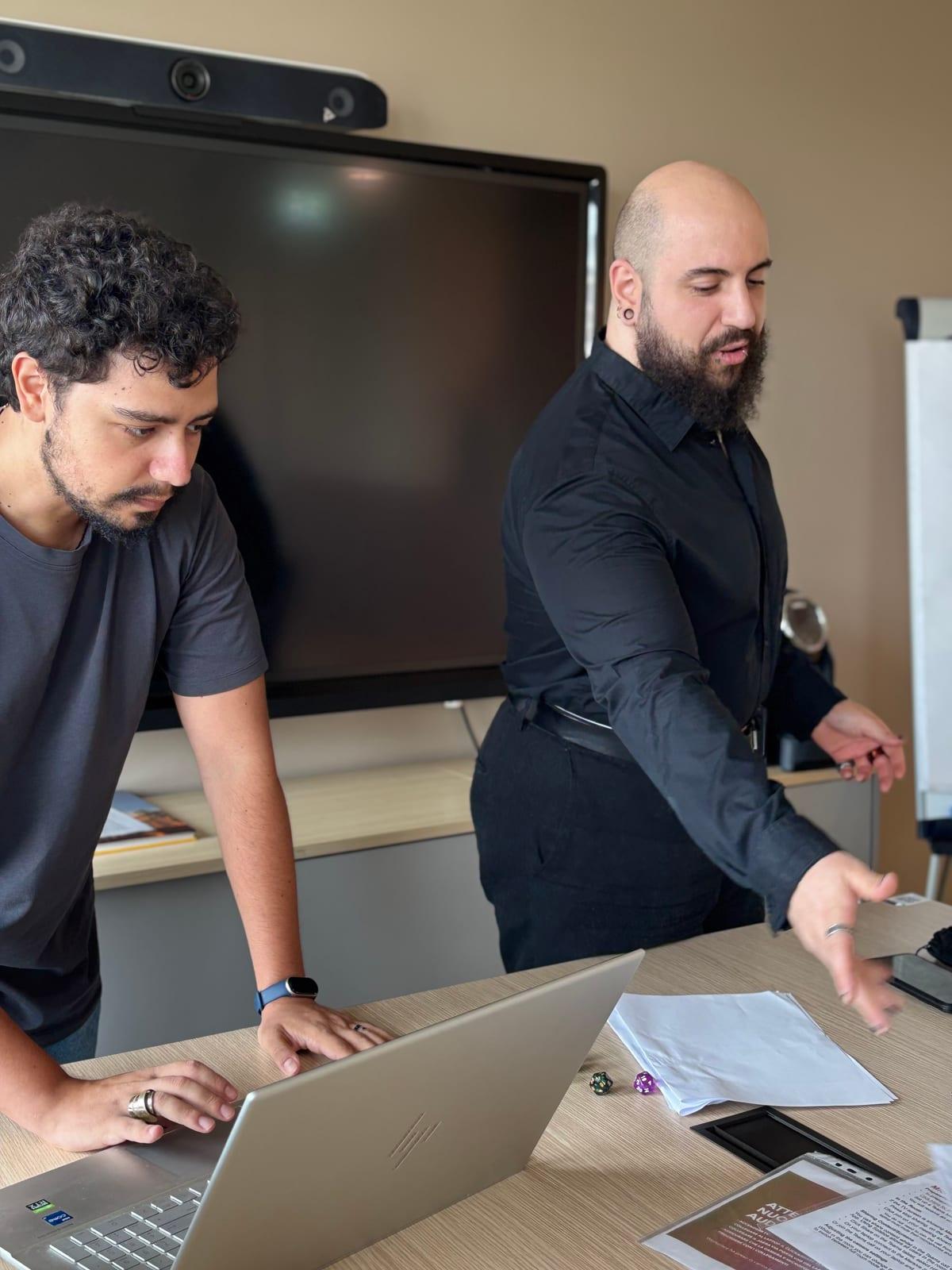 I fondatori preparano una sessione